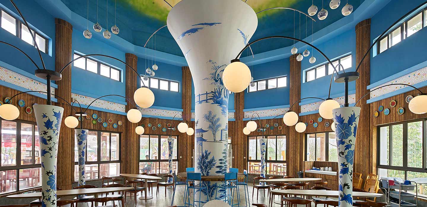 Wanda Nanchang Theme Park interior of restaurant